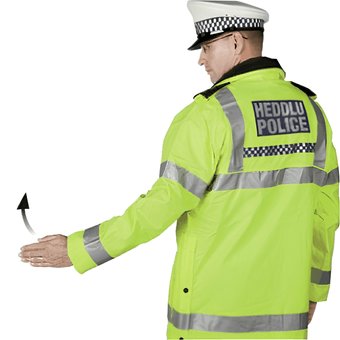 Police: Proceed for traffic from behind